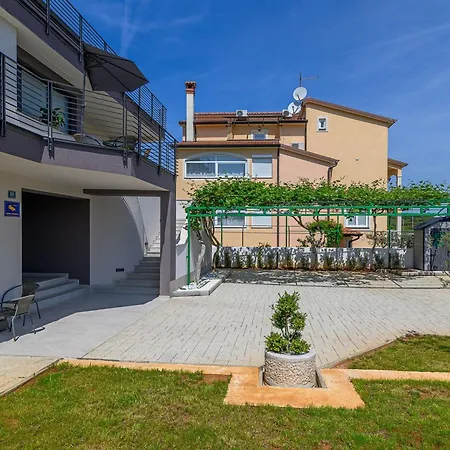 Franz Joseph By Interhome Rovinj