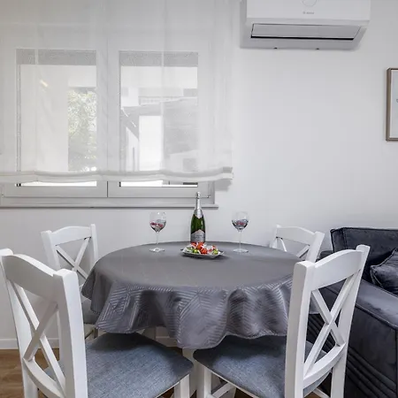 Franz Joseph By Interhome * Rovinj