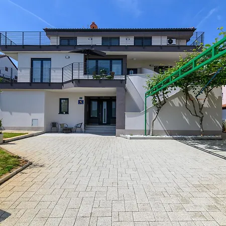 Franz Joseph By Interhome * Rovinj