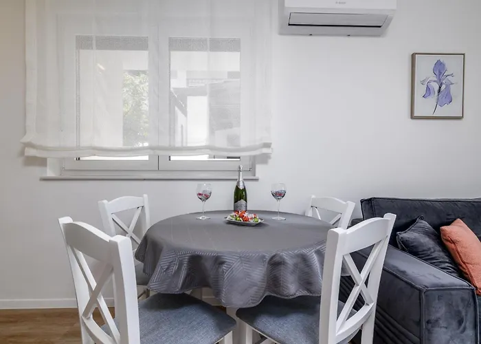 Franz Joseph By Interhome * Rovinj